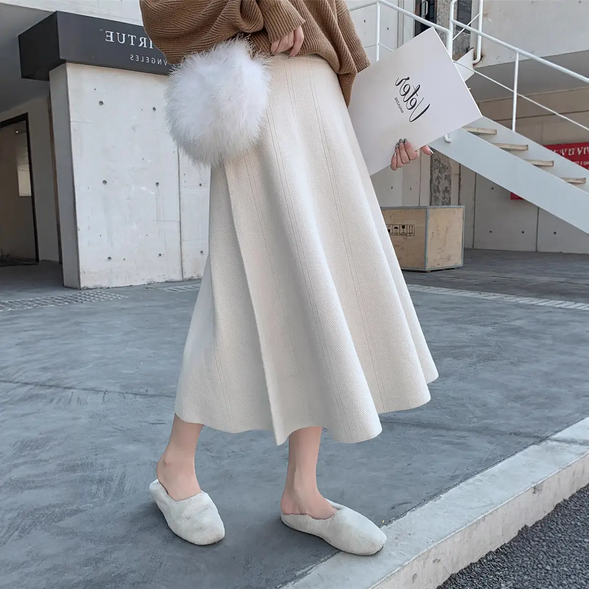 2022 Women's Grey Knitted Pleated Skirt Set - Image 7