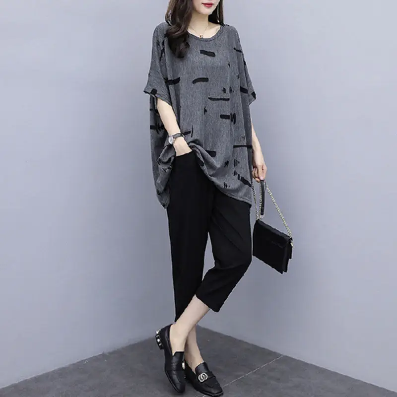 2026 Summer Plus Size Women's T-shirt Set with Black Pants - Image 3