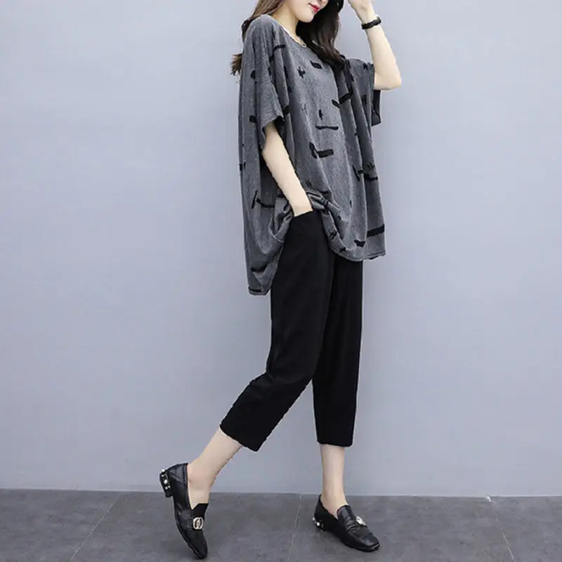 2026 Summer Plus Size Women's T-shirt Set with Black Pants - Image 4