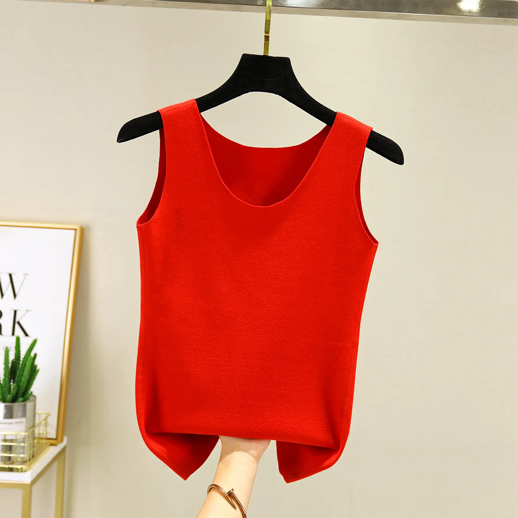 Red Velvet Sleeveless Vest for Women - Image 3