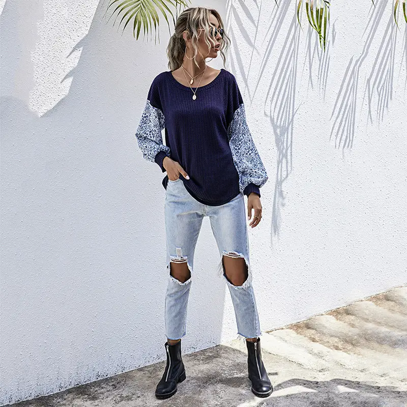 Women's Blue Knitted Long Sleeve T-Shirt with Knee Patch Jeans - Image 3