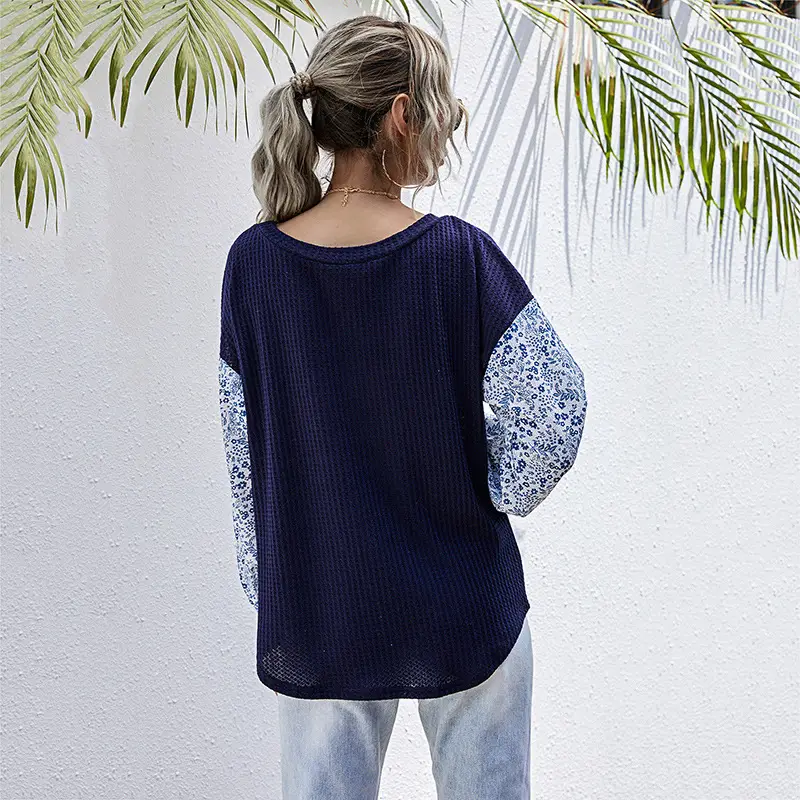 Women's Blue Knitted Long Sleeve T-Shirt with Knee Patch Jeans - Image 4