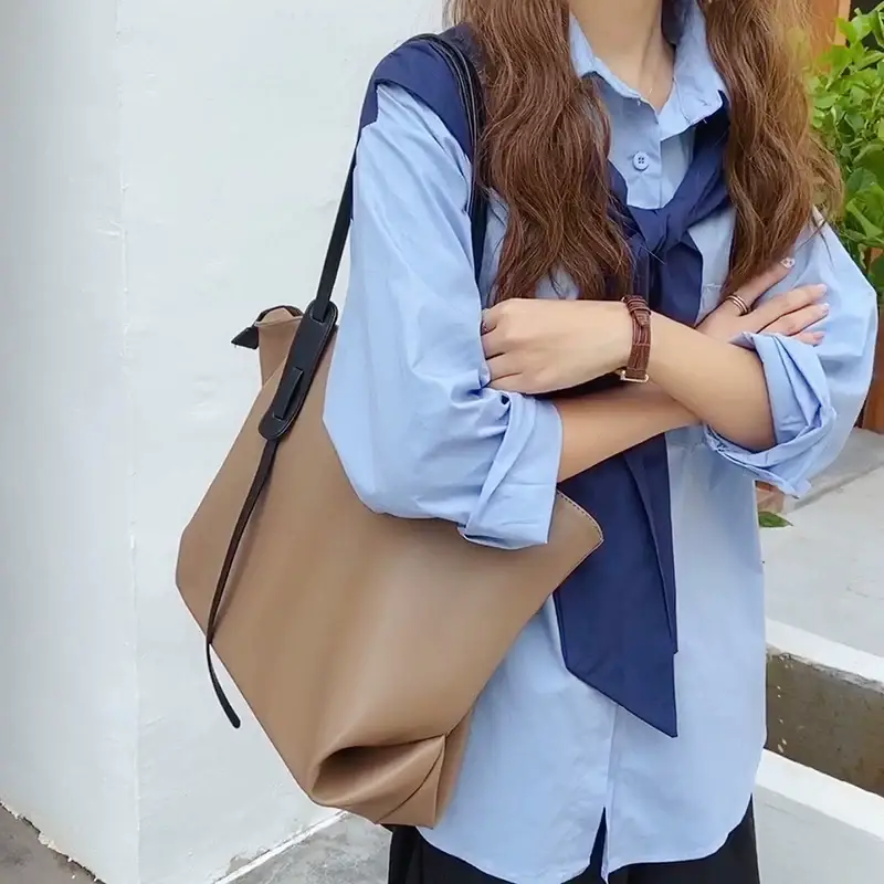 Large Capacity Women's Tan Tote Bag with Strap — feature 15
