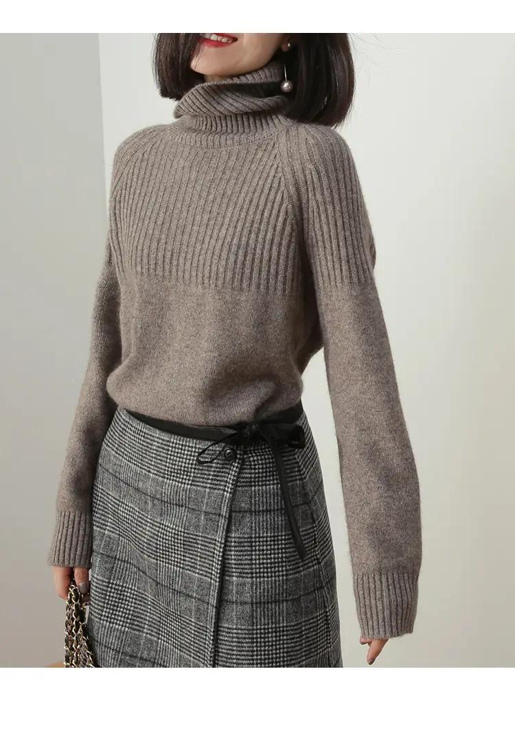 Women's Beige Turtleneck Sweater Large Size — feature 9