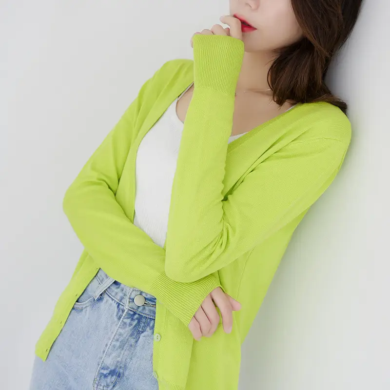 Women's Light Blue Knitted V-Neck Cardigan Short Top - Image 25