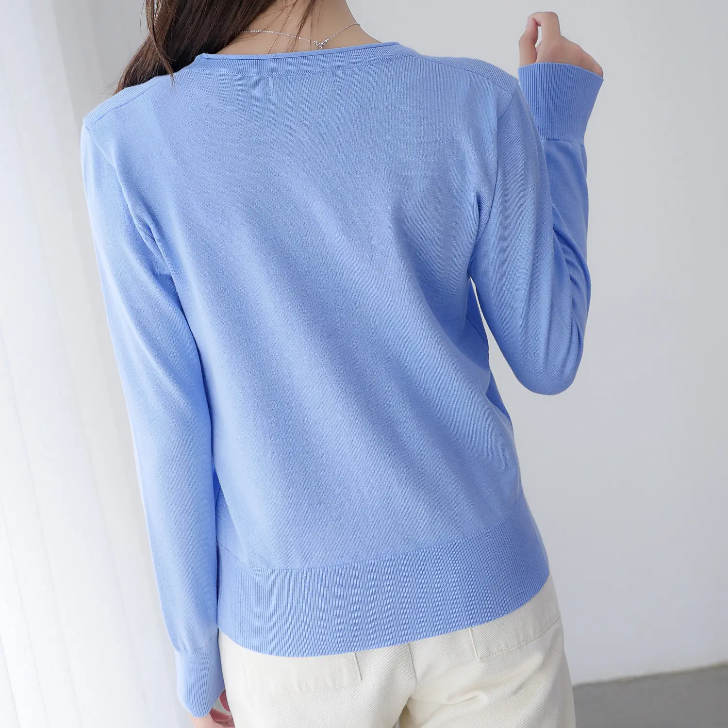 Women's Light Blue Knitted V-Neck Cardigan Short Top - Image 20