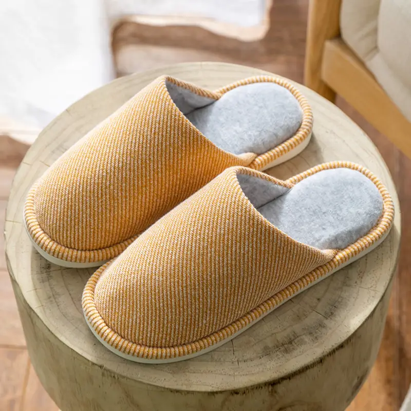 Factory wholesale autumn and winter Japanese warm cotton slippers household indoor men and women couples plus velvet non-slip moon slippers