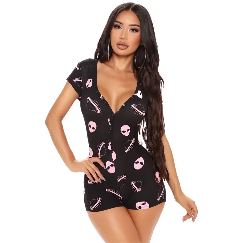 Women Printed Lipstick Pajamas Black Shorts Set - Image 2