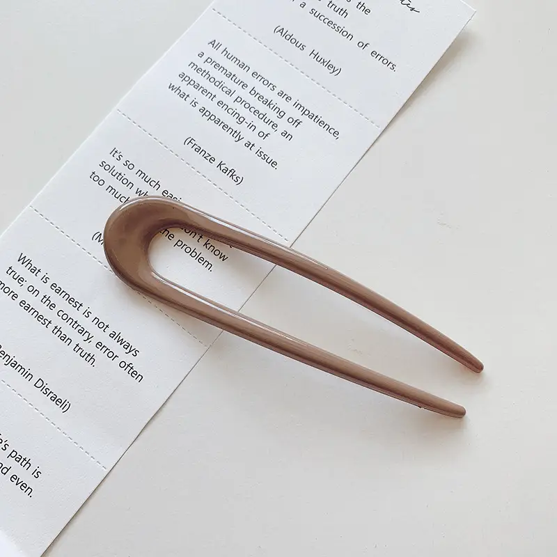 Modern U-Shaped Acrylic Hairpin for Daily Wear - Image 3