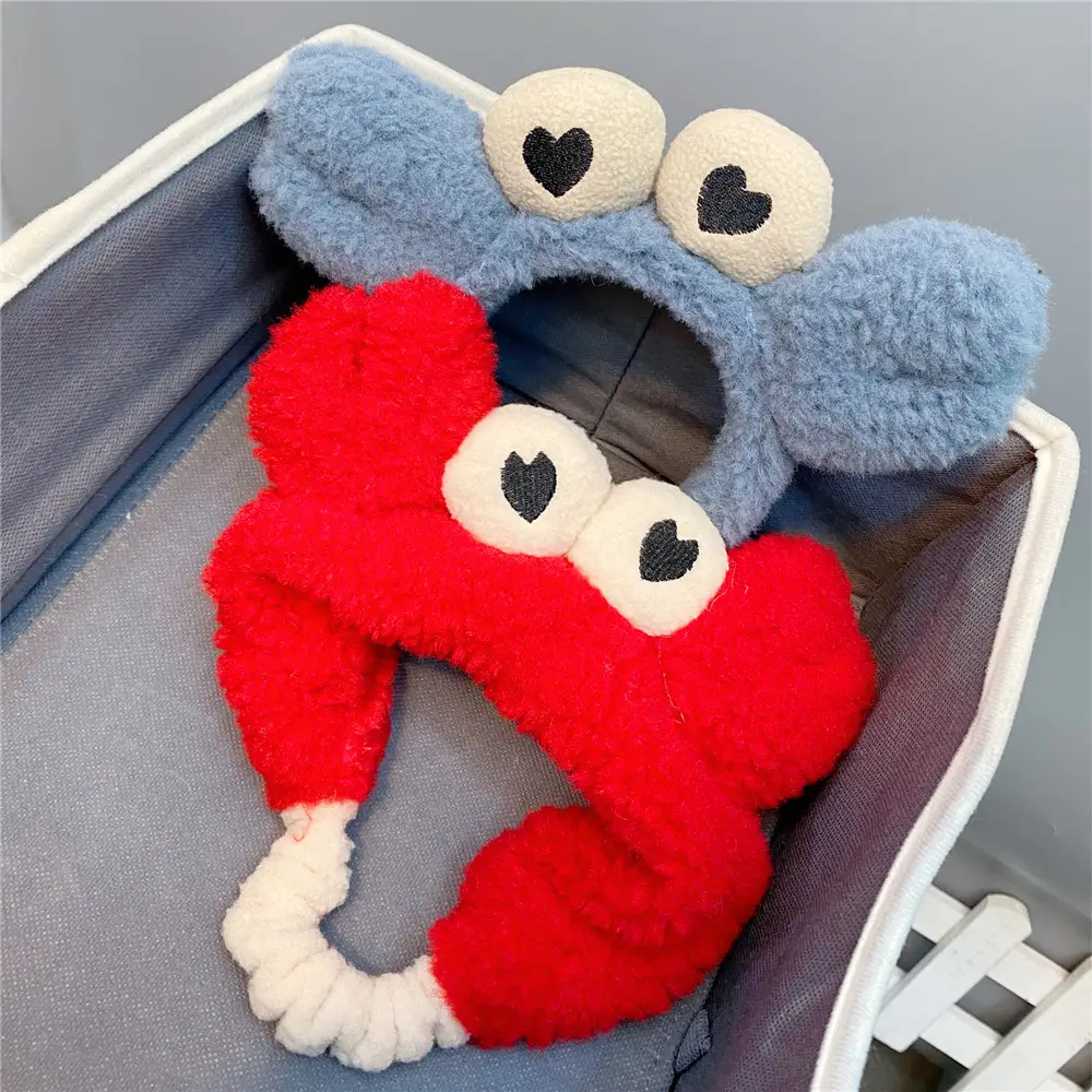 Plush Crab Hair Band with Cute Face Design for Women - Image 7