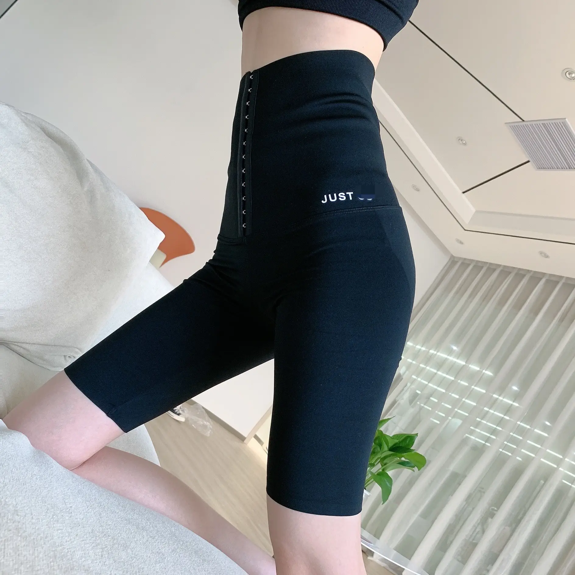 Waist-Shaping Yoga Hip-Lifting Pants Black — feature 8