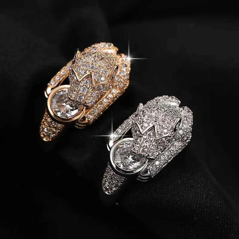 Crown Design Zircon Ring for Women - Image 5