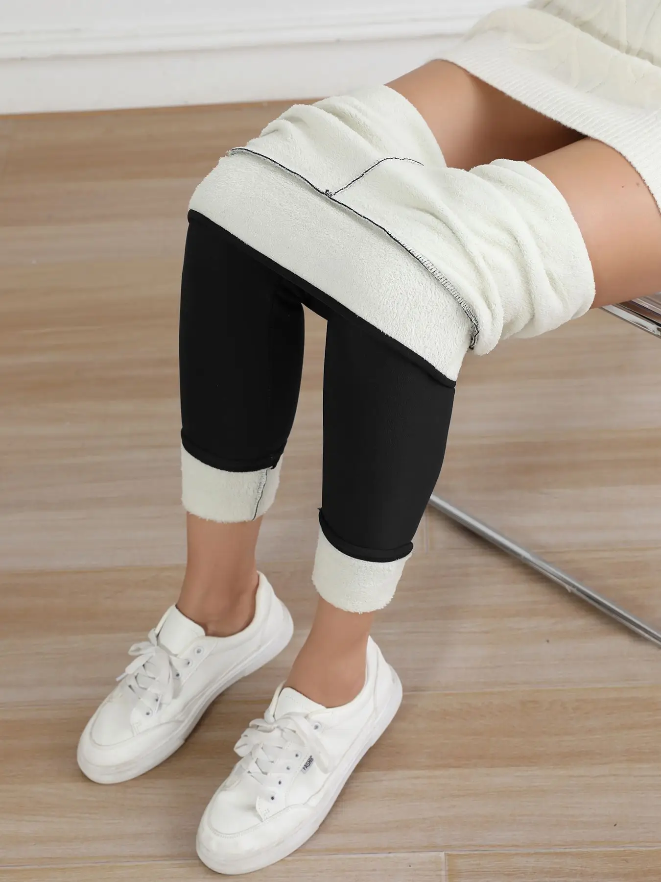 Women Maroon Thick Fleece Leggings High Waist Stretch - Image 23