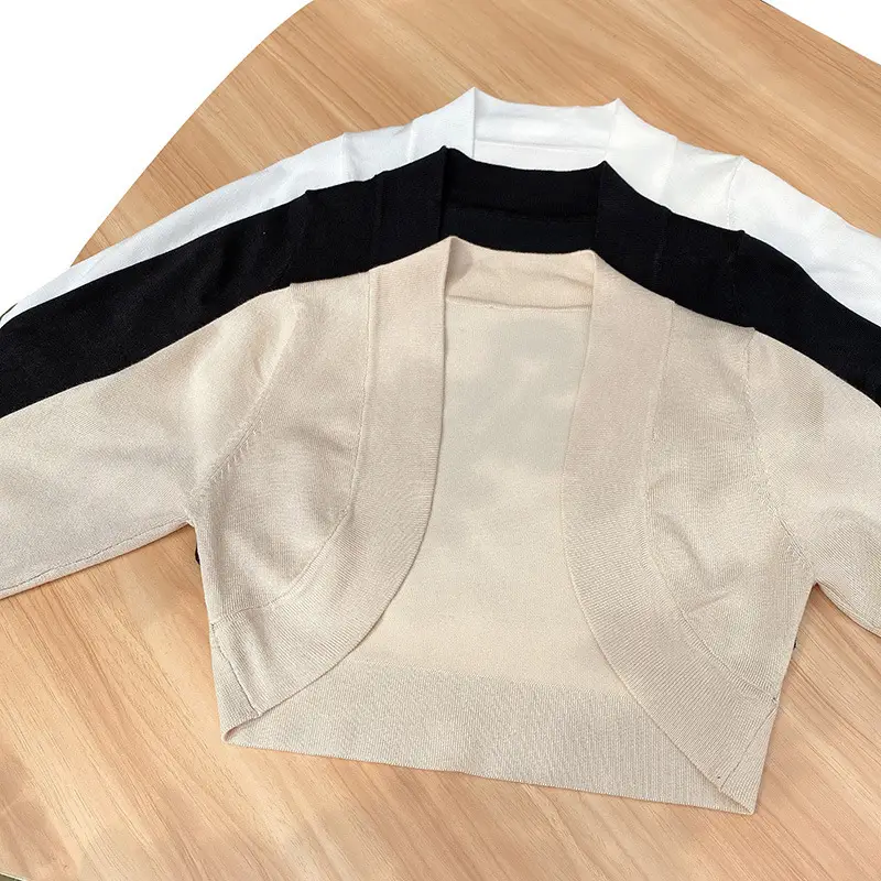 Women Knitted Waistcoat Set Beige Black White - Image 6