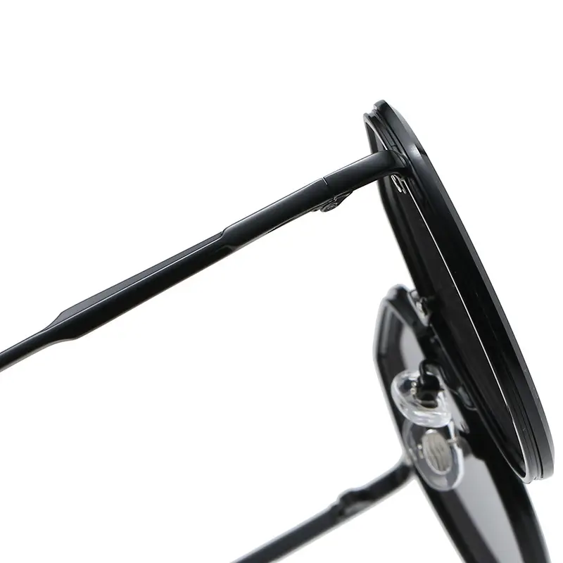 Women's Gradient Metal Sunglasses Street Fashion - Image 7