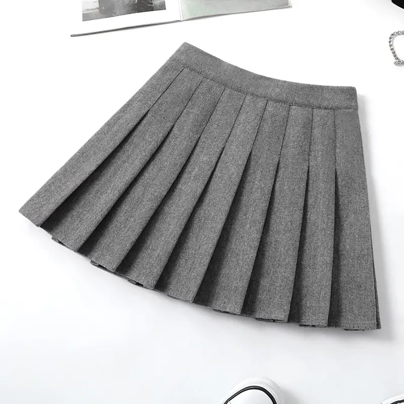 Black Pleated Woolen Skirt Large Women - Image 7