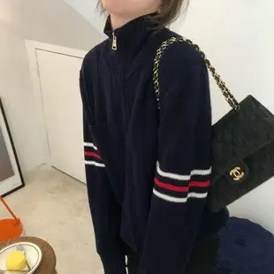 Women Leopard Print Round Neck Sweater Medium — feature 17