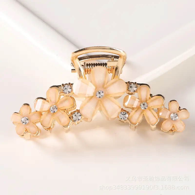 light yellow floral (about 7cm)