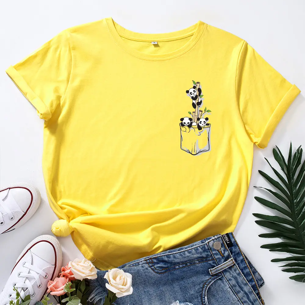 Red Letter Beach Print Women's T-Shirt - Image 3