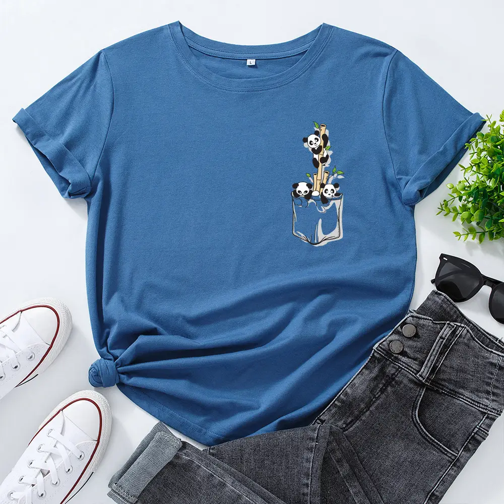 Red Letter Beach Print Women's T-Shirt - Image 5