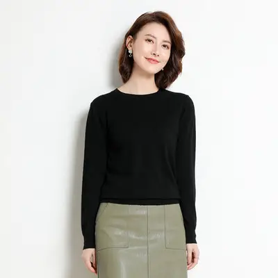 Women's White Round Neck Slim Sweater Large - Image 3