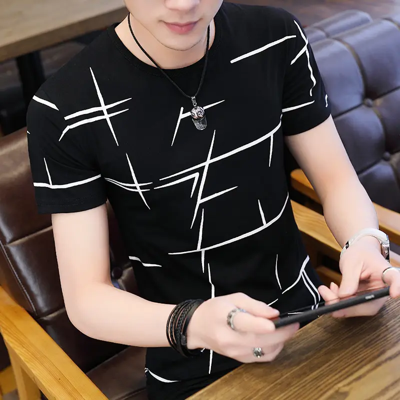 Men White Graphic T-Shirt Short Sleeve Round Neck Summer Wear