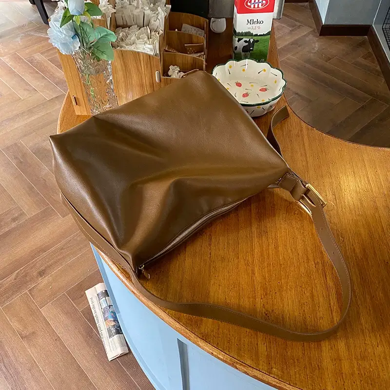 Large Capacity Soft Leather Shoulder Bag for Women — feature 13