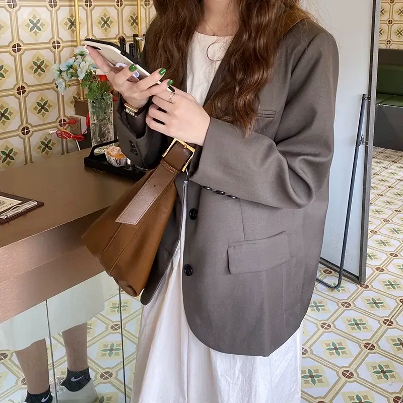 Large Capacity Soft Leather Shoulder Bag for Women — feature 2