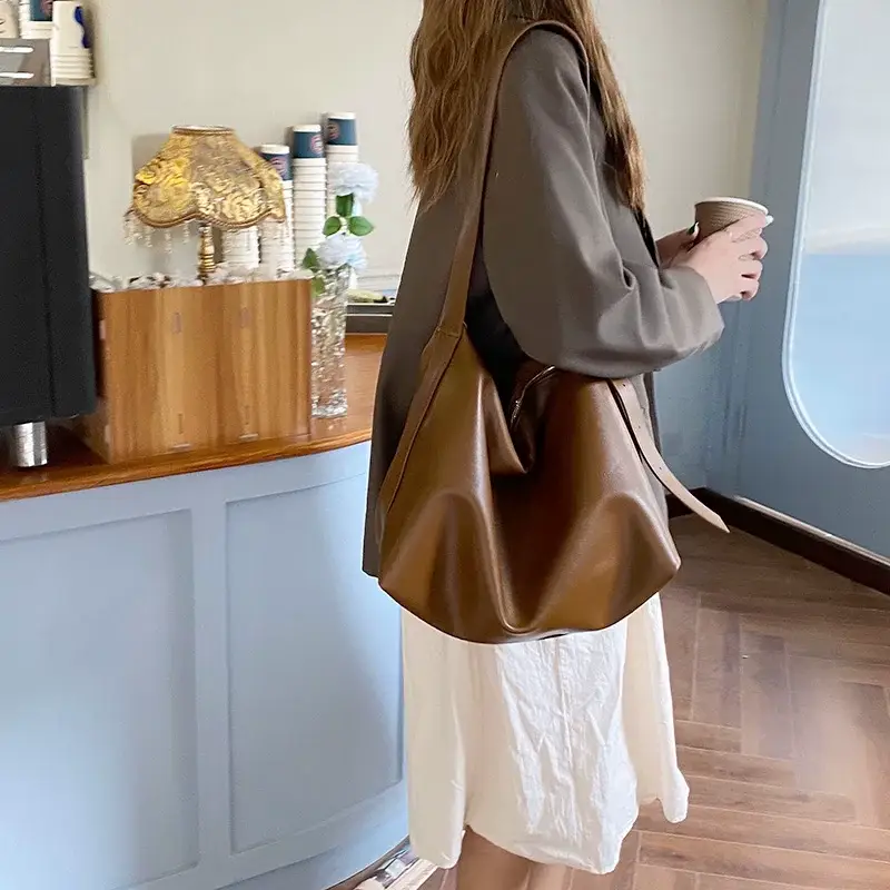 Large Capacity Soft Leather Shoulder Bag for Women — feature 4