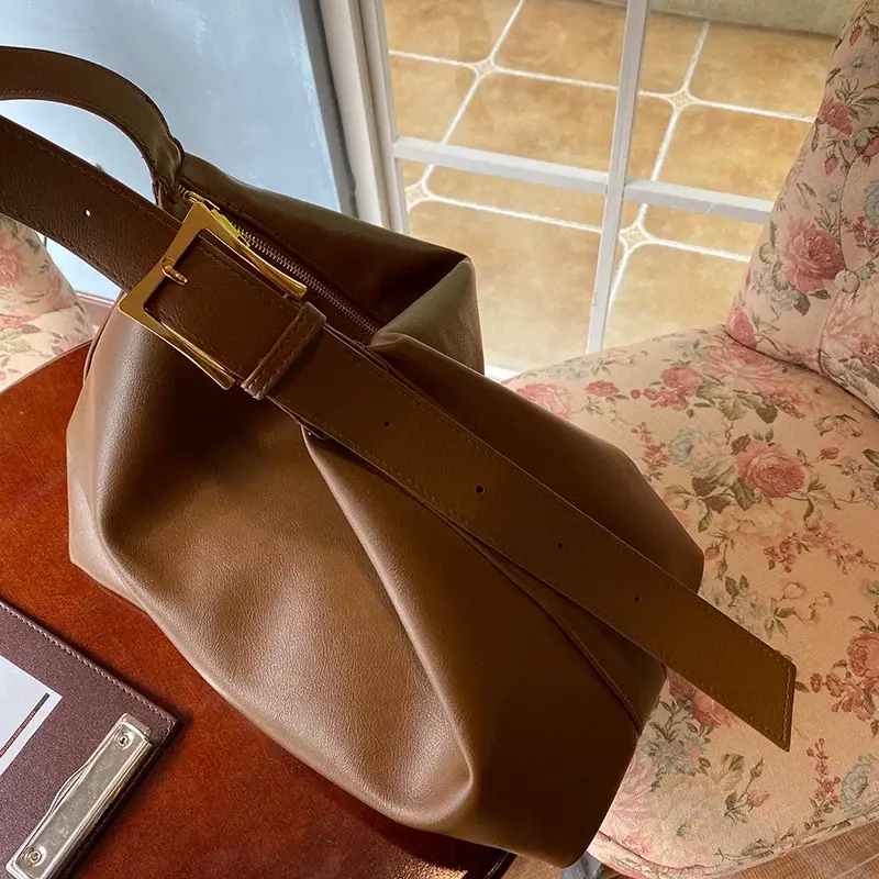 Large Capacity Soft Leather Shoulder Bag for Women — feature 7
