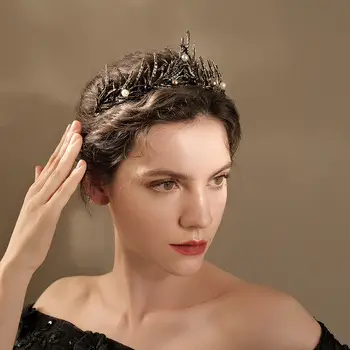 Vintage European Crown Gold Rhinestone Alloy Party Headdress — feature 14
