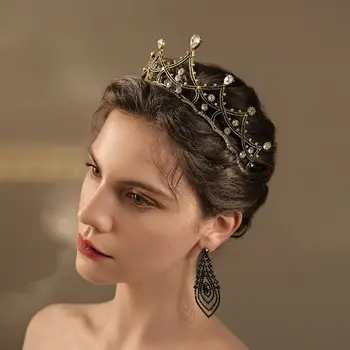 Vintage European Crown Gold Rhinestone Alloy Party Headdress — feature 19