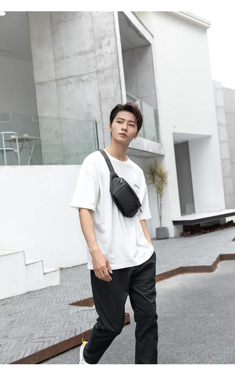 Men's Waterproof Black Crossbody Bag — feature 7
