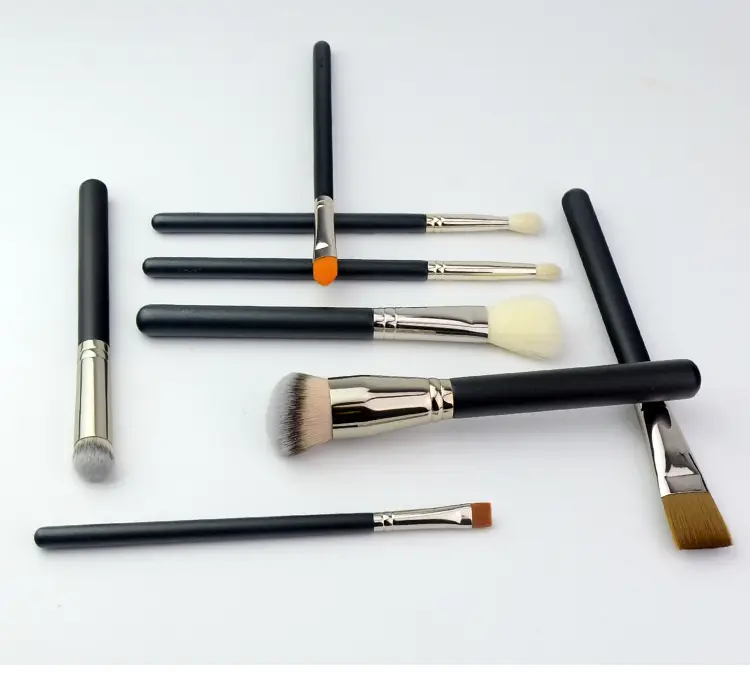 Cangzhou Pure White Makeup Brush Concealer Eye Shadow Vignette — feature 12