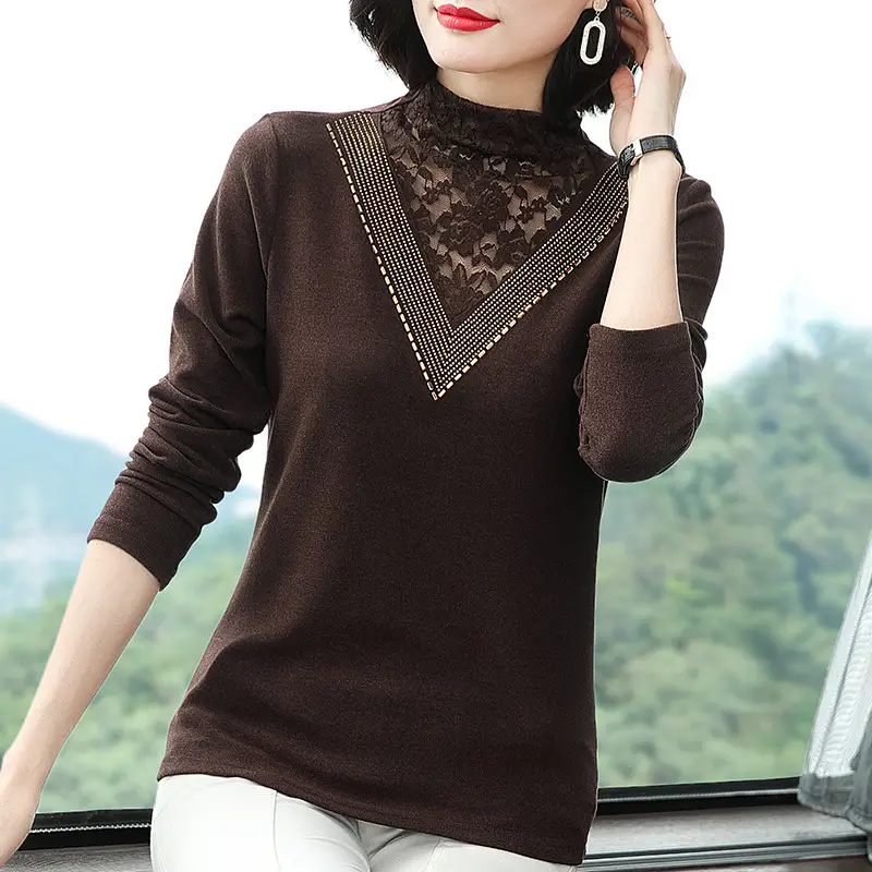 Women's Long Sleeve Lace Fleece T-Shirt Brown