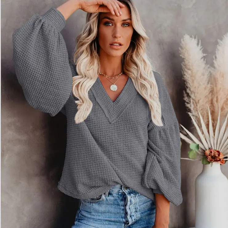 Women's V-Neck Knit Lantern Sleeve Top - Image 3