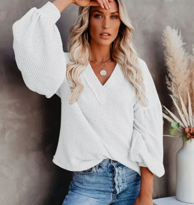 Women's V-Neck Knit Lantern Sleeve Top - Image 4