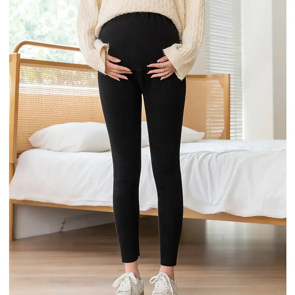 Pregnant Women's Black Fleece Leggings Plus Size - Image 5