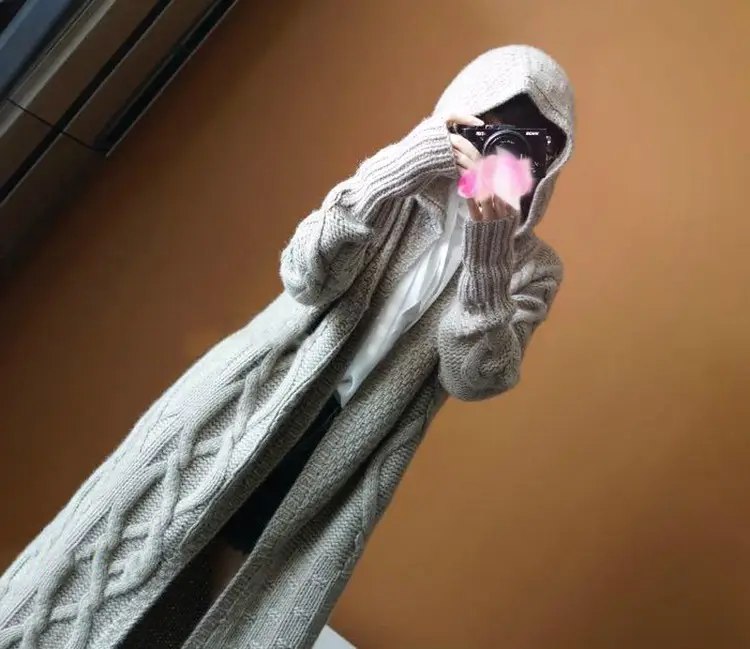 2020 Women's Hooded Thickened Knit Cardigan Coat — feature 11