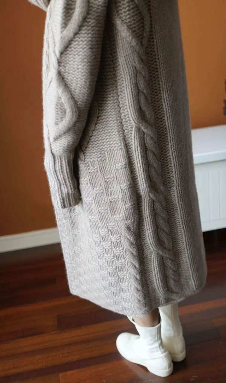 2020 Women's Hooded Thickened Knit Cardigan Coat — feature 16