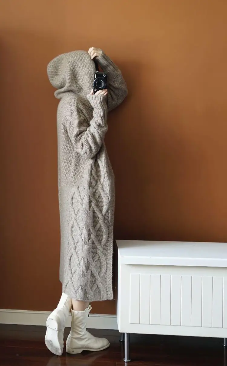 2020 Women's Hooded Thickened Knit Cardigan Coat — feature 5