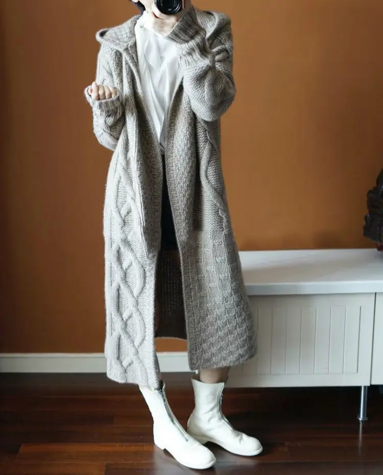 2020 Women's Hooded Thickened Knit Cardigan Coat — feature 9