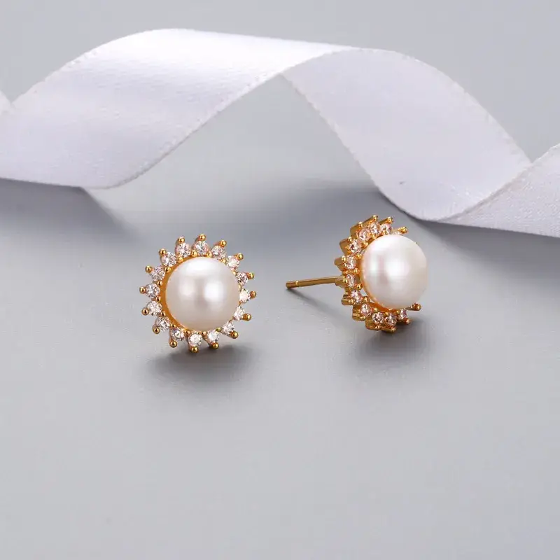 Japanese & Korean Sweet Diamond Pearl Stud Earrings