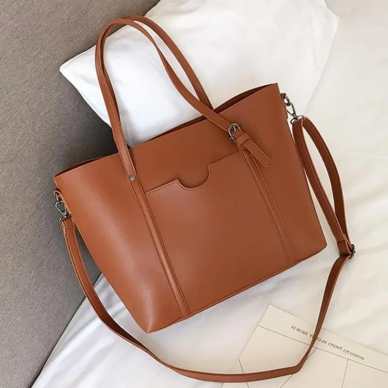 Large Capacity Women's Shoulder Bag Brown Leather - Image 5
