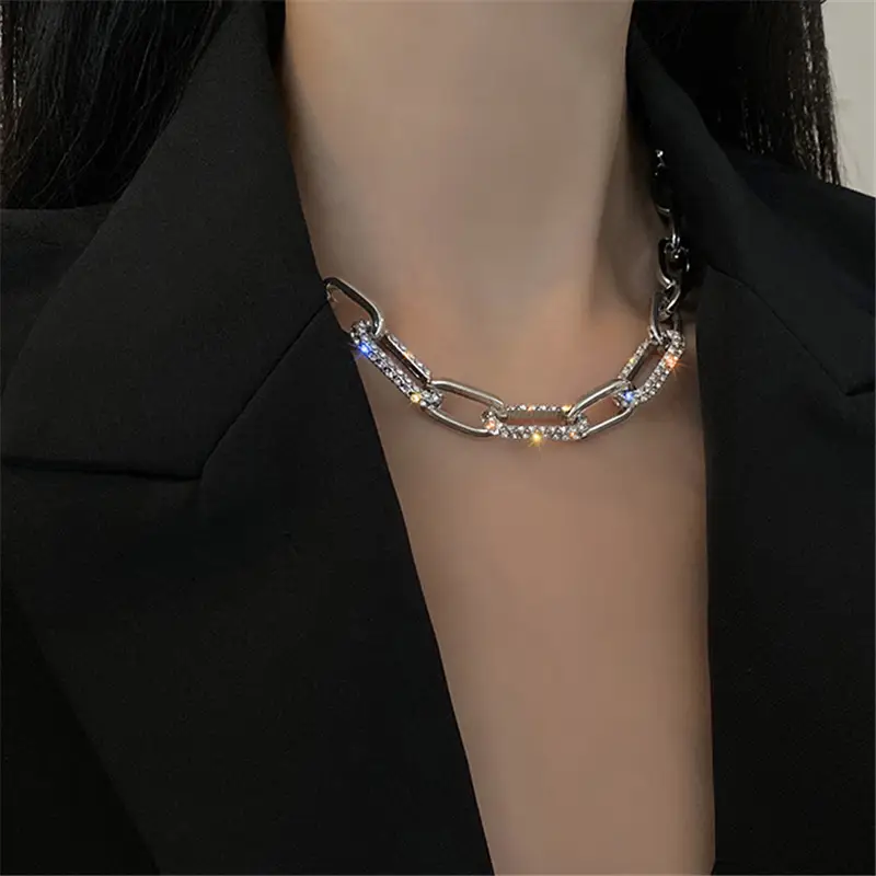 European Exaggerated Large Thick Metal Clavicle Chain Necklace - Image 41