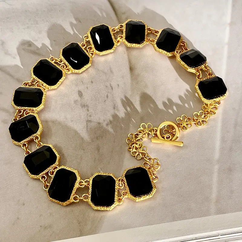 European Exaggerated Large Thick Metal Clavicle Chain Necklace - Image 13