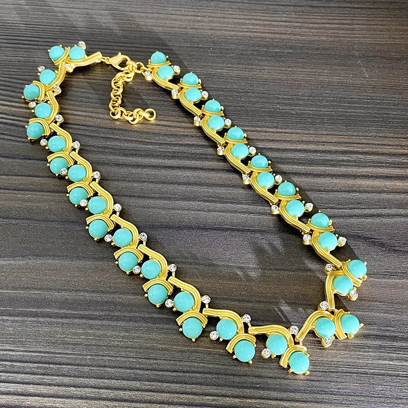 European Exaggerated Large Thick Metal Clavicle Chain Necklace - Image 17