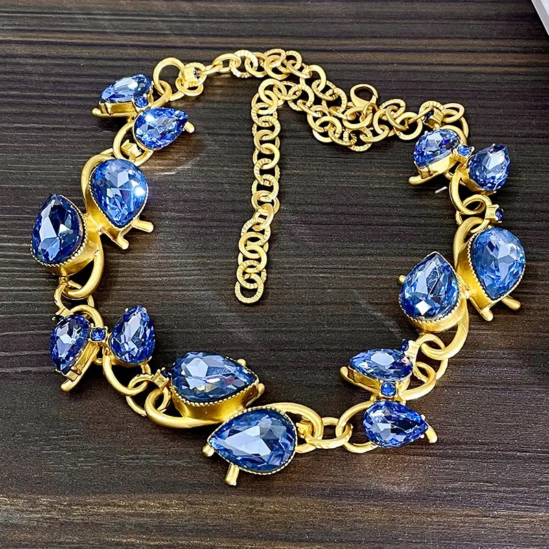 European Exaggerated Large Thick Metal Clavicle Chain Necklace - Image 22