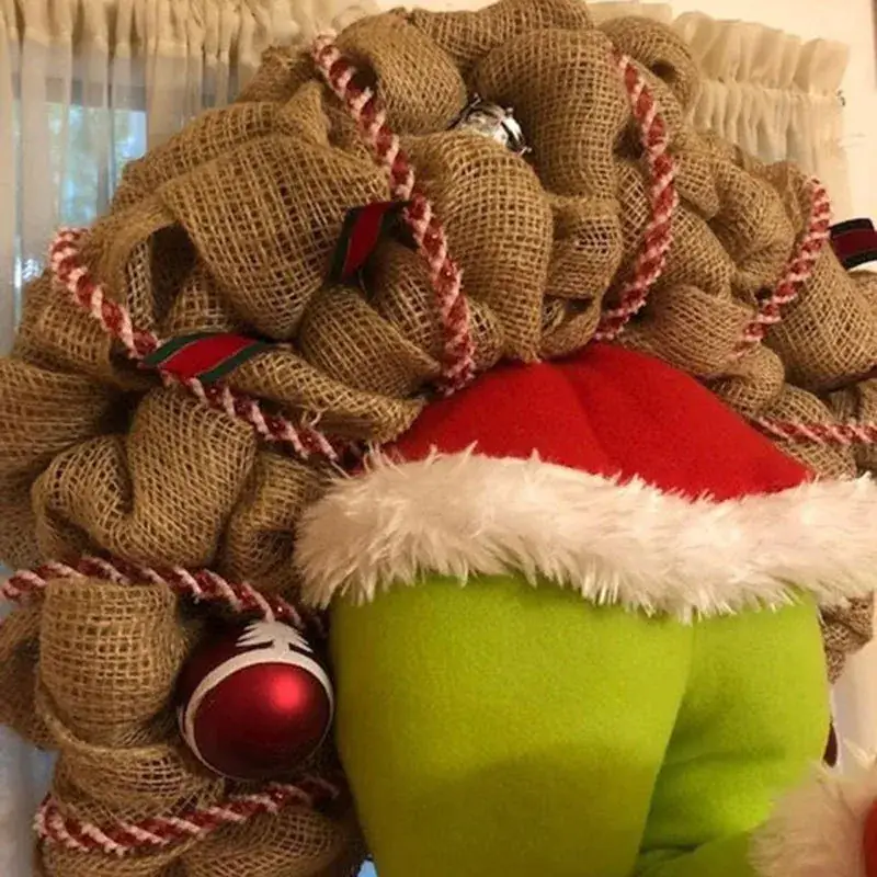 Christmas Wreath with Doll & Gloves Set