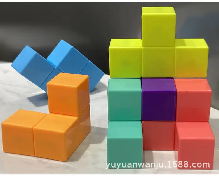 磁力魔方_15